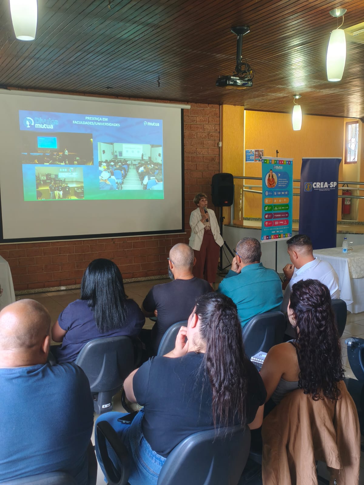 0bb4b469-eaa9-4db3-84b7-da3f59c60d2f