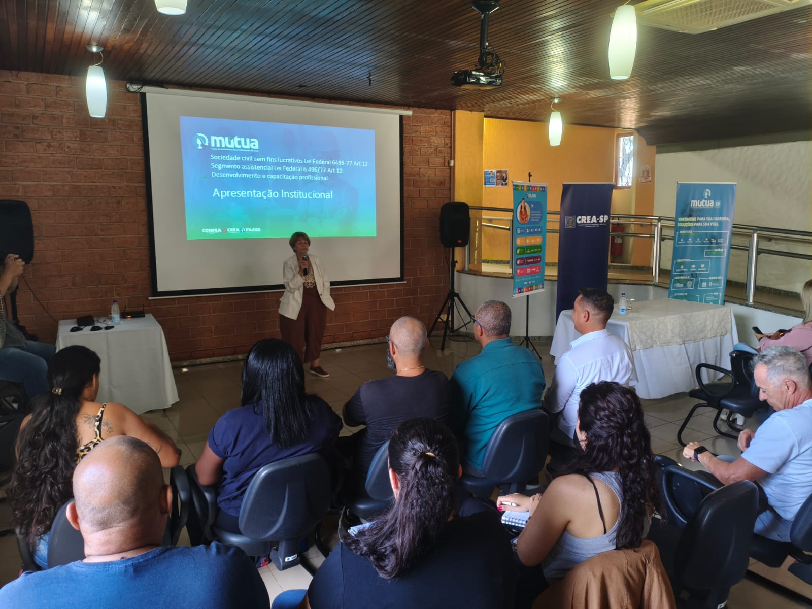 0f2bf092-0465-41cc-96c1-69b01f81f488