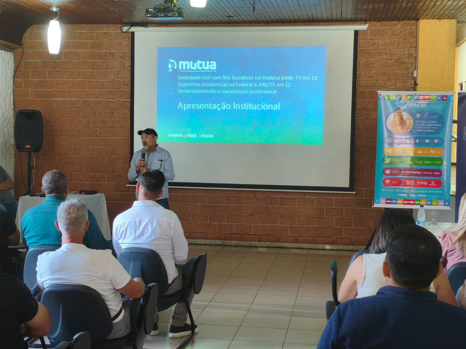 Abertura AAEAA feita por Zanella