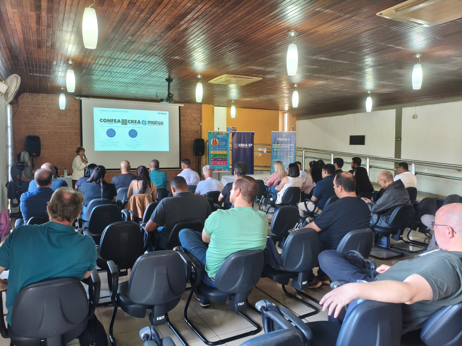 3ab51600-faff-4de0-8ee1-1aa2faec1087 (1)