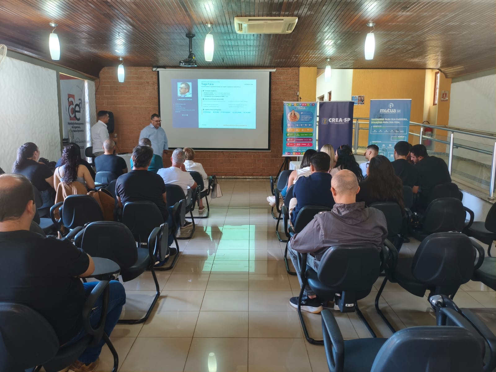 4d0759b1-9b30-4798-877e-0d59eb01167c