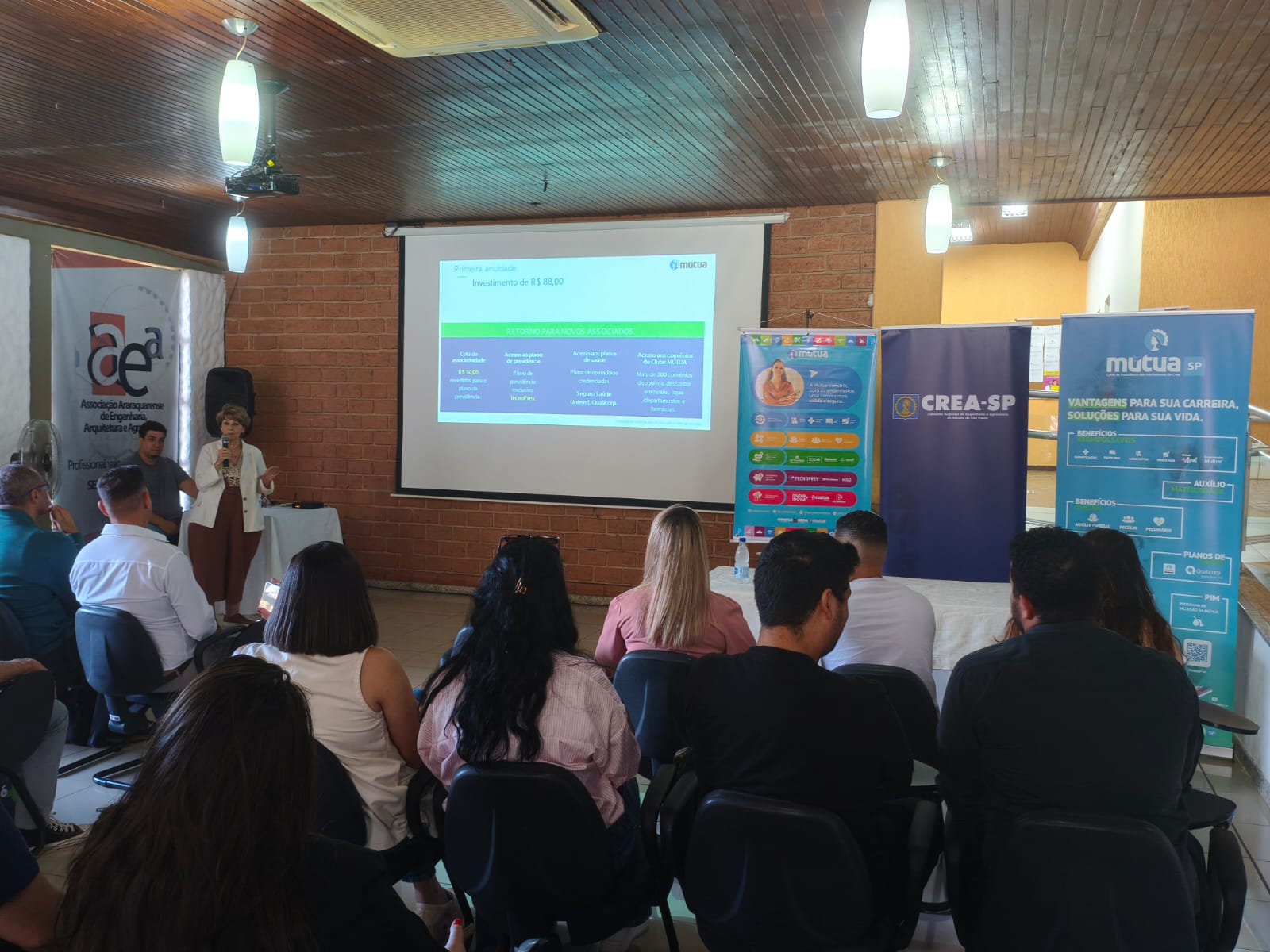 6a1d7058-42e4-4186-8257-62d20e81683f