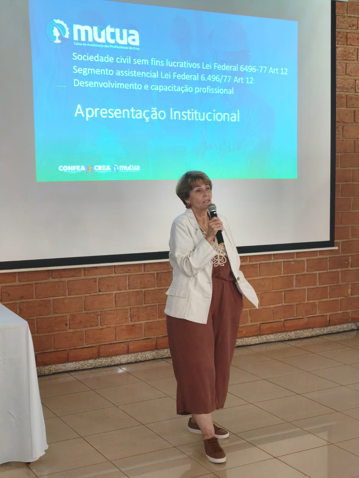 Palestra da Claudia Diretora da Mútua